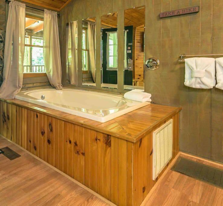 The Fishing Hole Cabin - Sage Vacations Gatlinburg Exteriör bild
