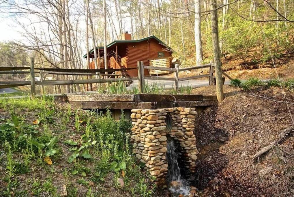 The Fishing Hole Cabin - Sage Vacations Gatlinburg Exteriör bild